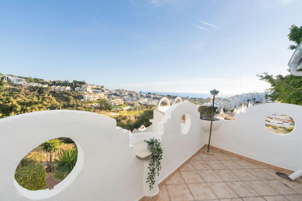 Duplex Con Vistas En Сasa de vacaciones Marbella