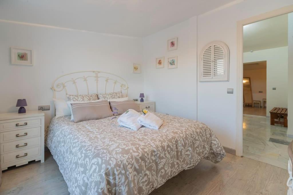 Duplex Con Vistas En * Marbella