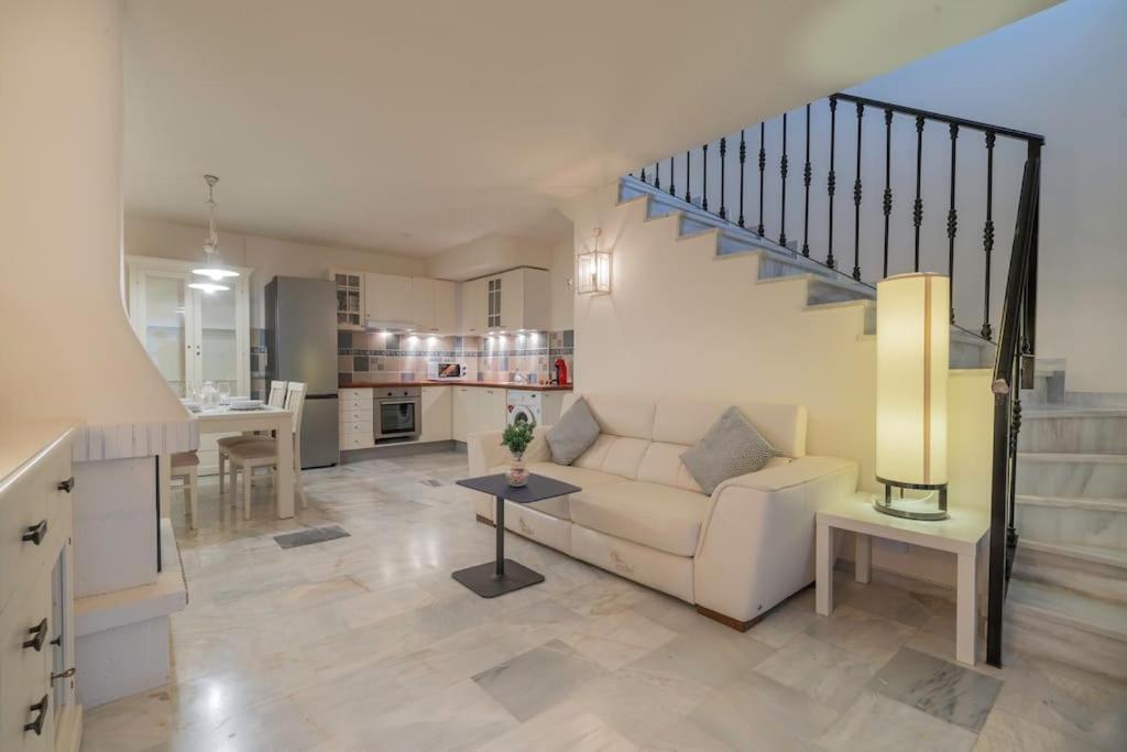 Duplex Con Vistas En Сasa de vacaciones Marbella